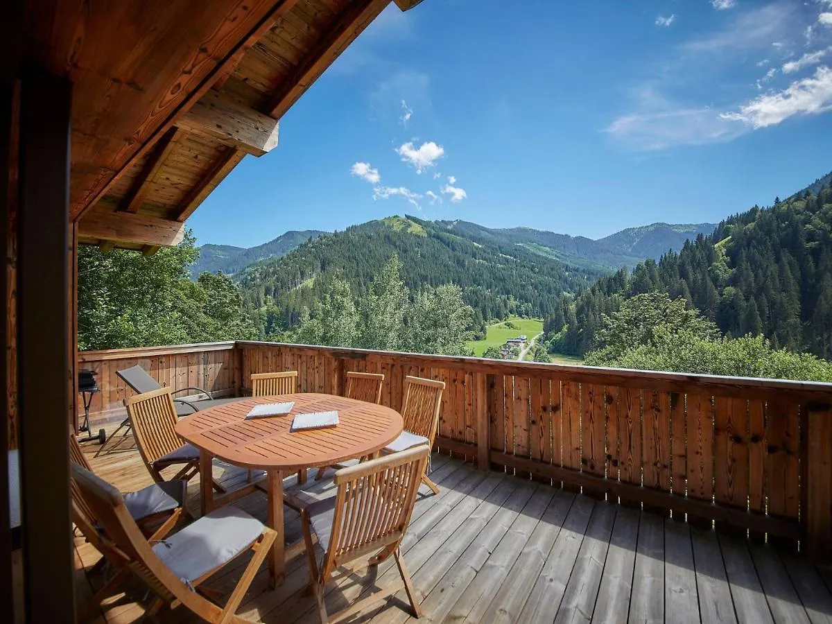 Modern Chalet In Saalbach Hinterglemm With Sauna