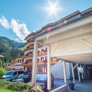 4* Szálloda Jufa Alpenhotel Saalbach-jokercard Im Sommer Inklusive