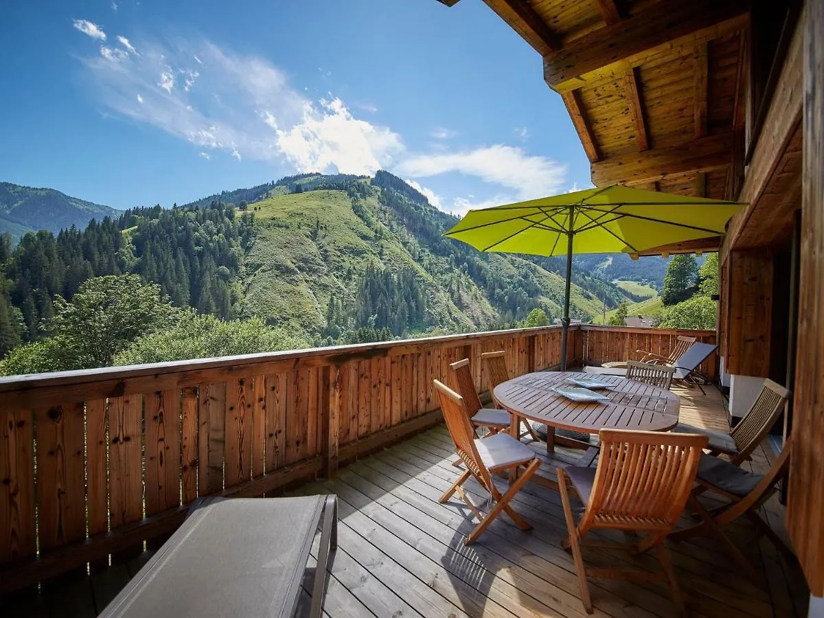 Modern Chalet In Saalbach Hinterglemm With Sauna